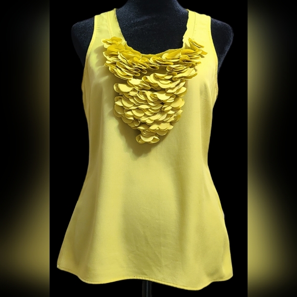 New York & company size XS chartreuse top - Picture 1 of 11
